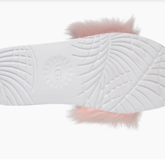 Authentic UGG Royale Shearling slides - Picture 6 of 7